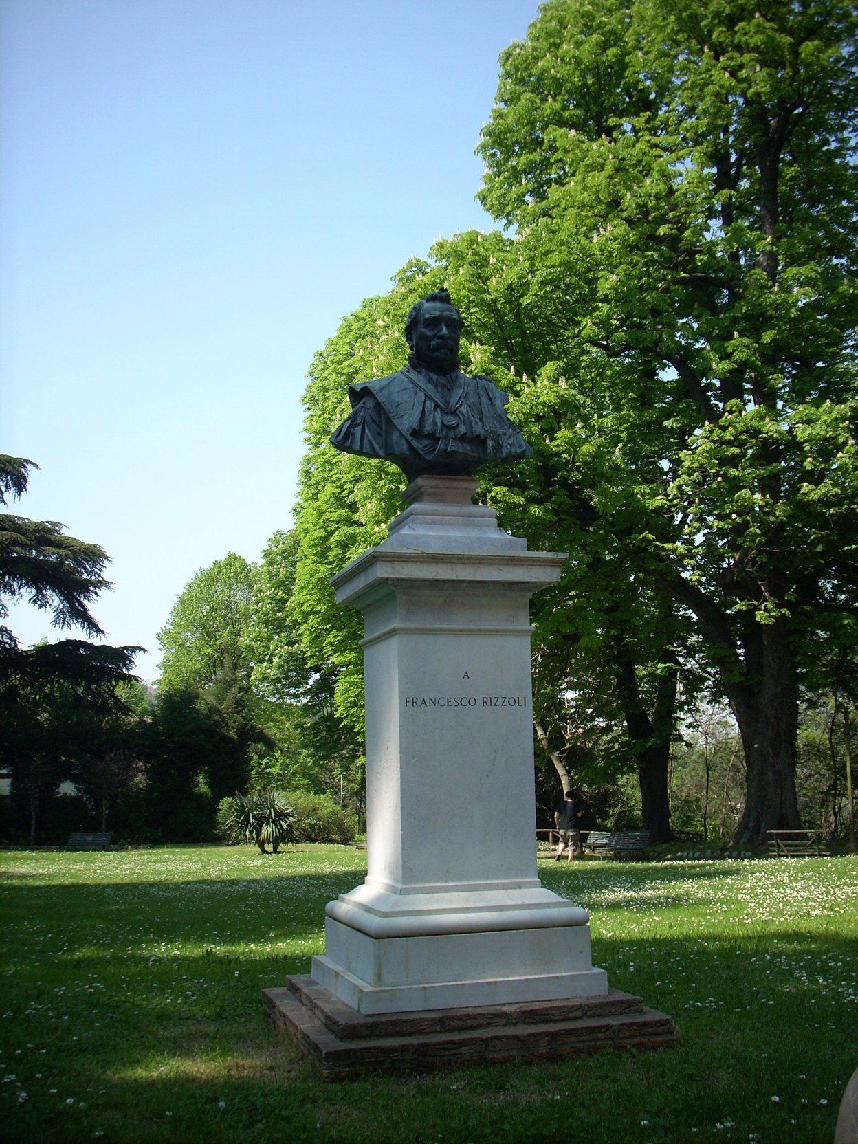 Francesco%20Rizzoli%27s%20bust%2C%20Istituto%20Ortopedico%20Rizzoli%2C%20Bologna%20-%2001.JPG